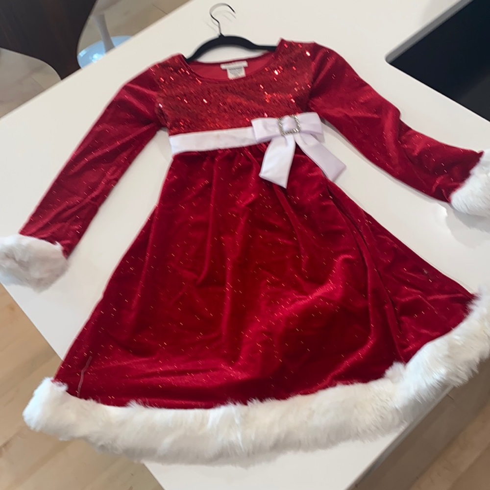 Dress Red Velvet white faux fur trim. Sz 12 girls